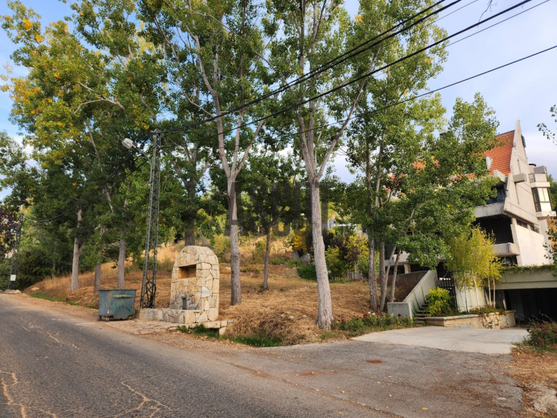 Exceptional land for sale in Faqra Club