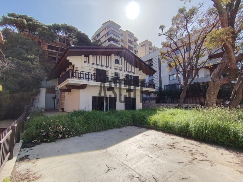 Prime location Villa for sale in Rabieh