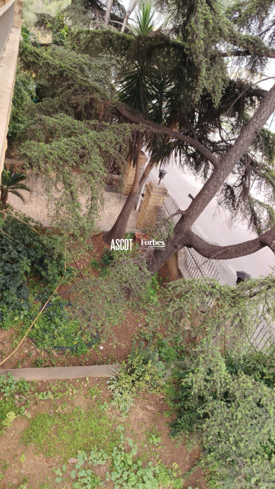 Prime location Villa in Rabieh