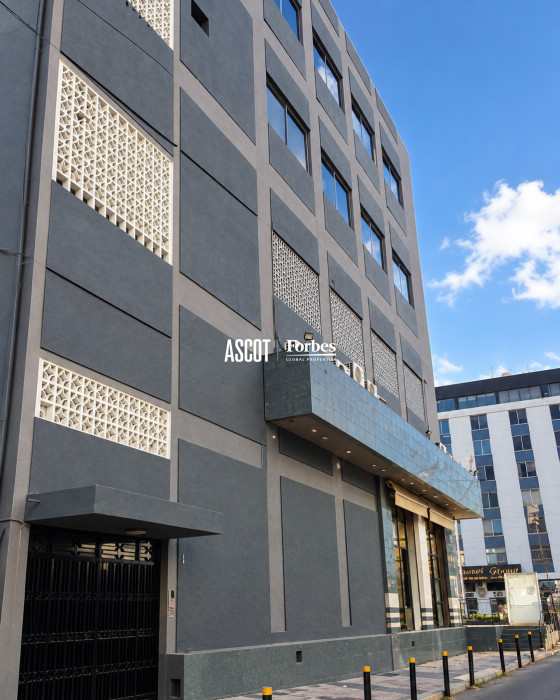 A prime location building on Dora Highway 