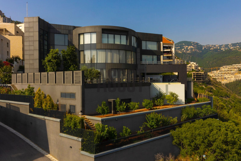 Exceptional Villa for sale in Adma