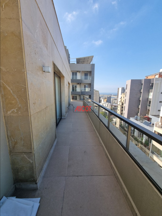 Renovated apartment in Achrafieh 