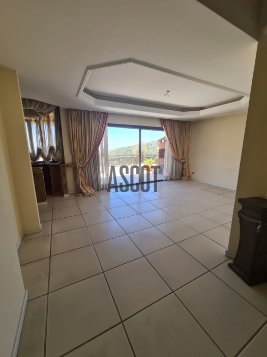 Roof apartment in Broumana with open view