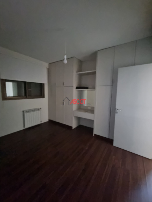 Renovated apartment in Achrafieh 