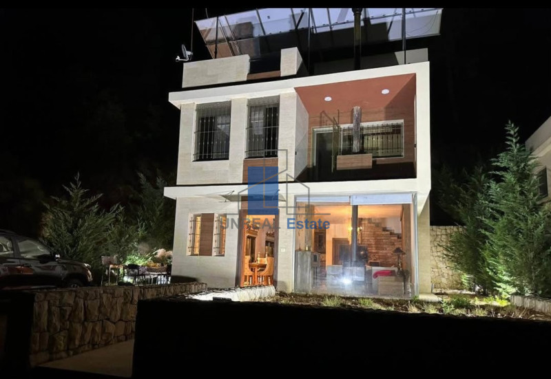 Luxurious 3 Floors villa for sale