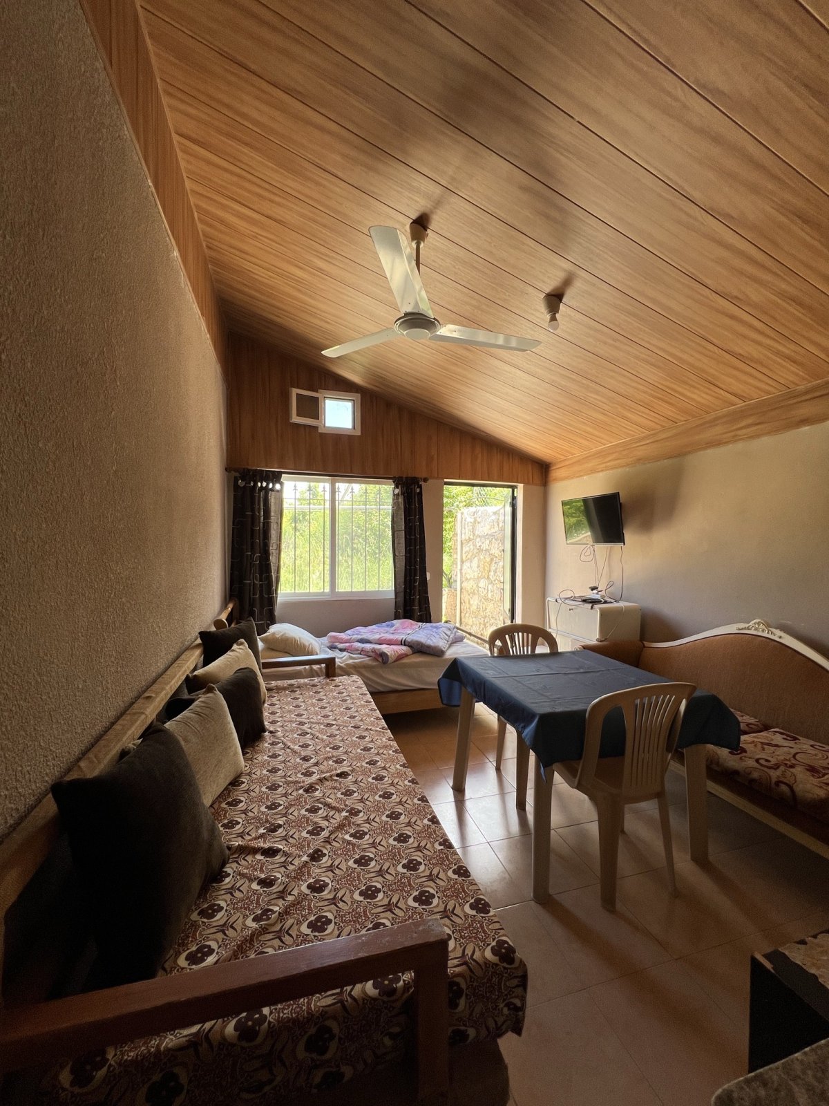 Furnished Chalet For Rent In Annaya