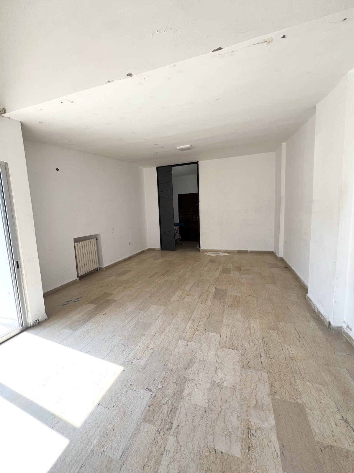 Apartment for sale in adonis