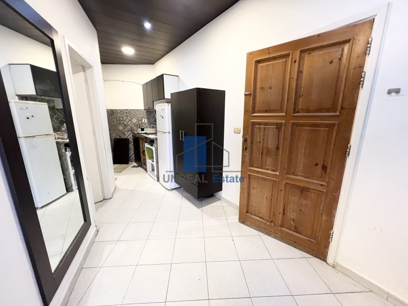 Chalet for sale next to the sea