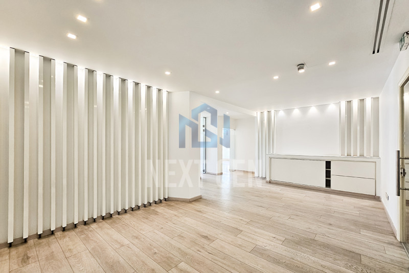 Office for Rent in Adlieh 