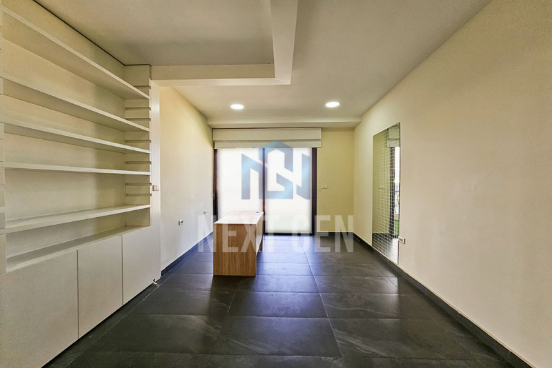 Office for Rent in Saifi 
