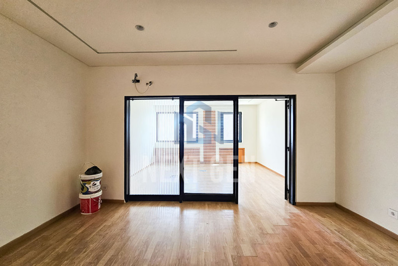 Office For Rent in  Mar Mikhael 