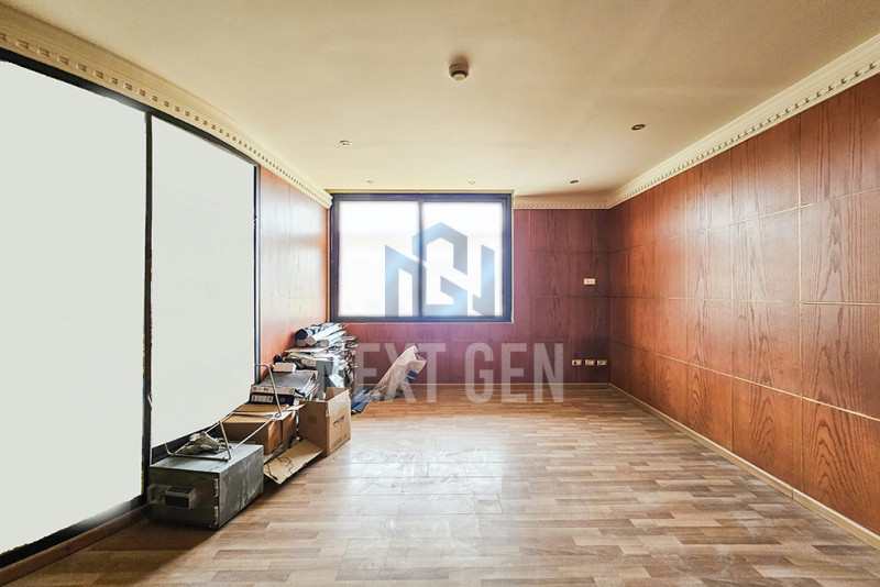 Office For rent in Downtown 