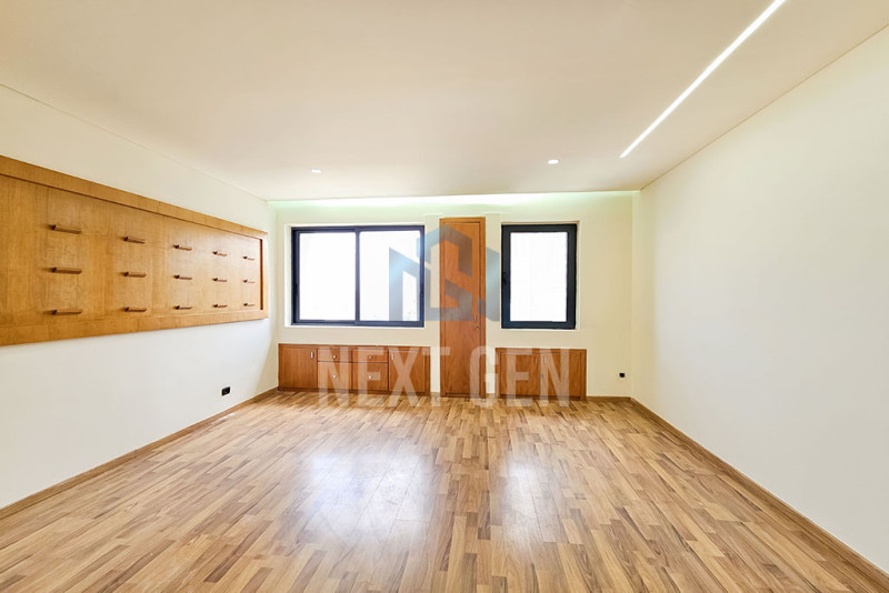 Office For Rent in Mar Mikhael 
