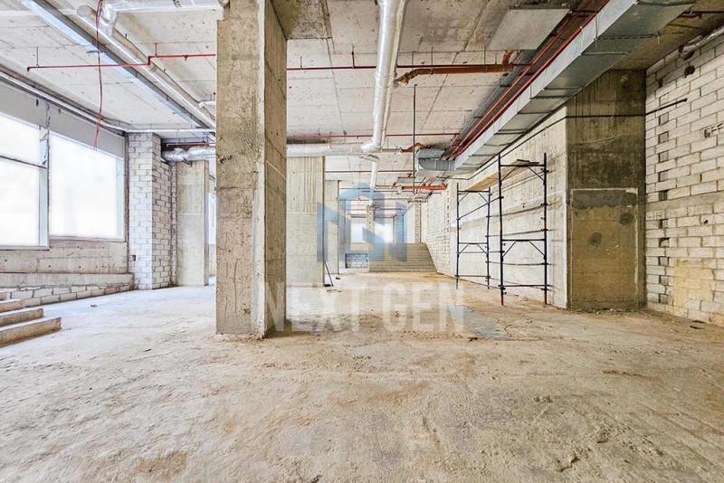 Retail For Rent in Downtown 