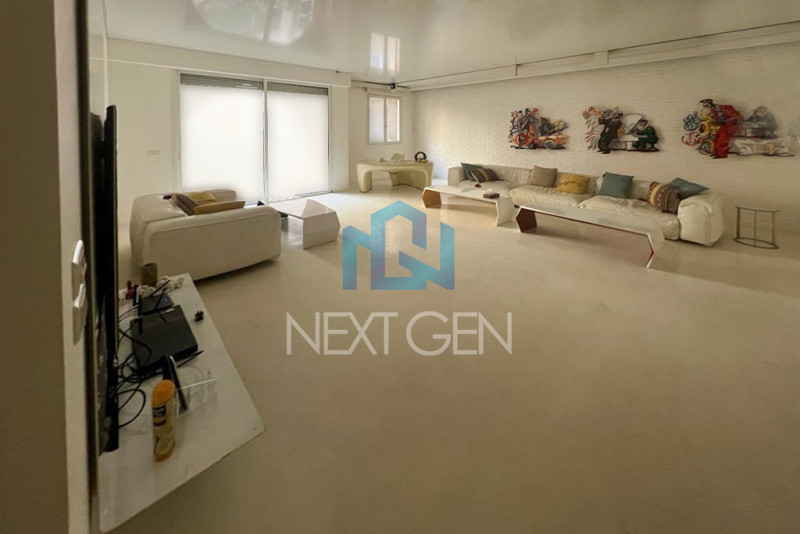 Apartment for Sale in Saifi Village