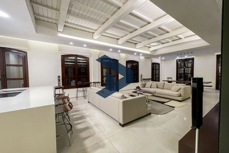  Prime Location | Huge Terrace | Fully Modern Furniture 