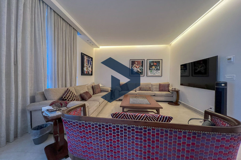  Fully Renovated  I Furnished  I Calm Area