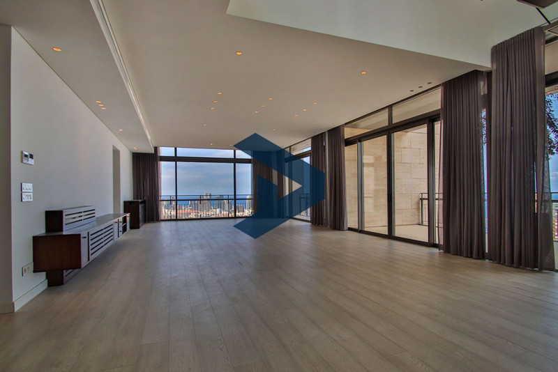 Luxury Penthouse | High End Finishing | Panoramic View