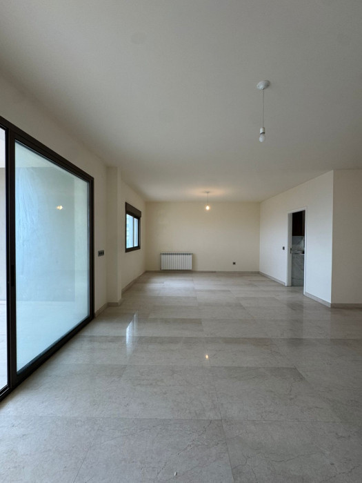 200m brand new apartment for rent in mazraat yachouh