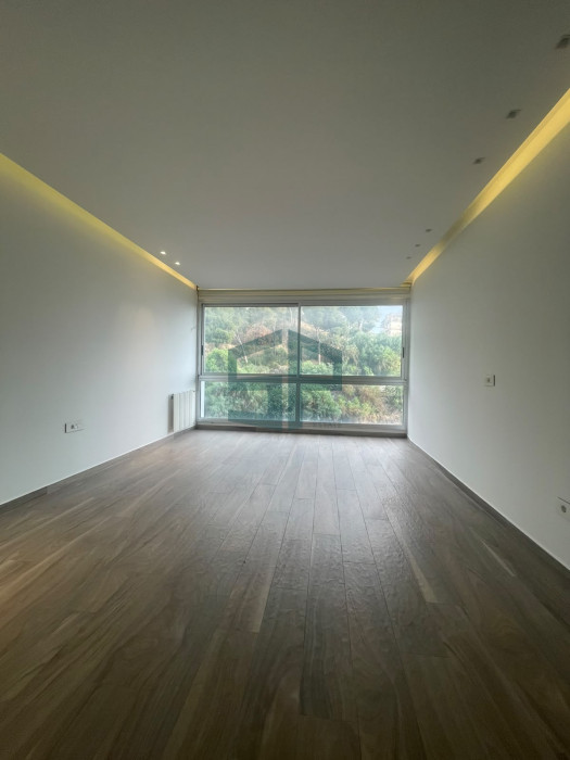 Triplex for sale in prime location naccach