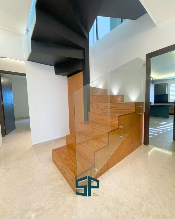 HIGH END DUPLEX FOR RENT IN ELYSSAR