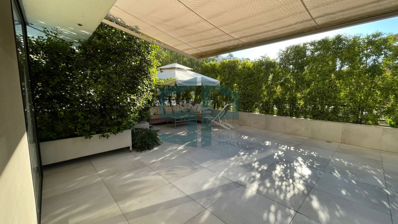 Spacious apartment with terrace fully renovated in a calm street in dik el mehdi