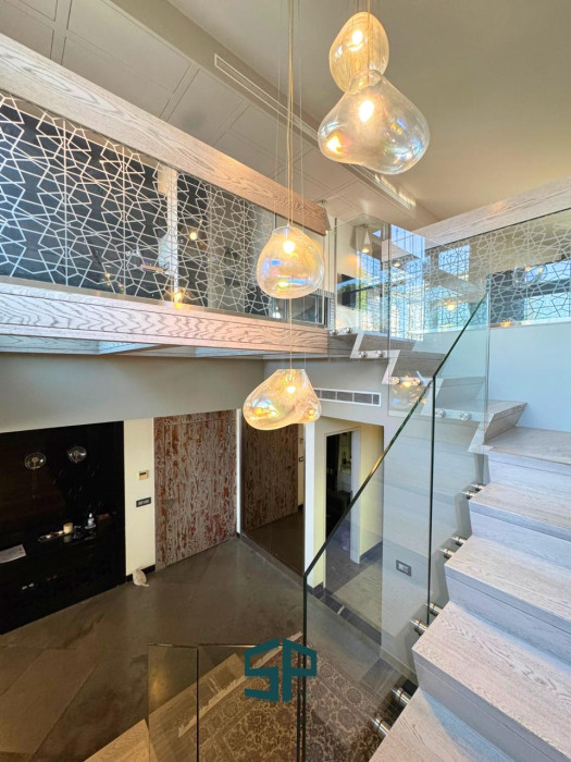 HIGH END DUPLEX IN MTAYLEB