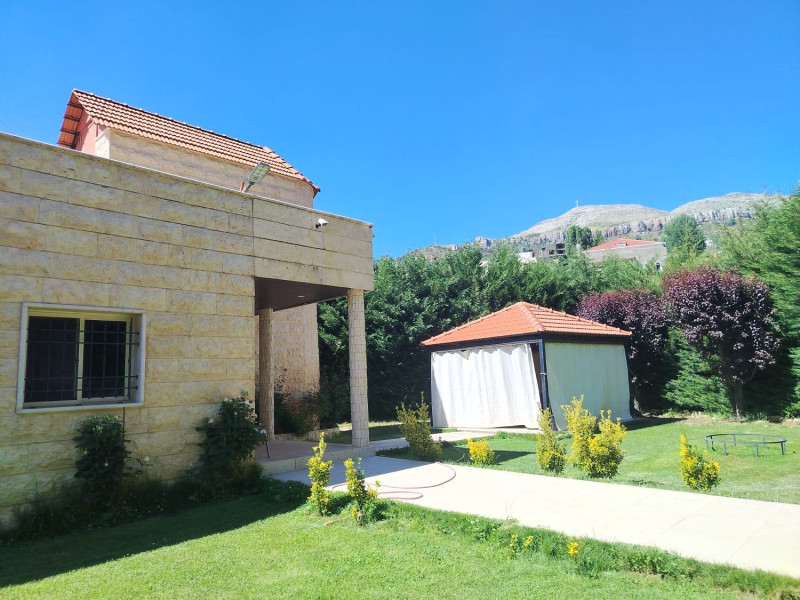 300m villa + 600m garden for rent
