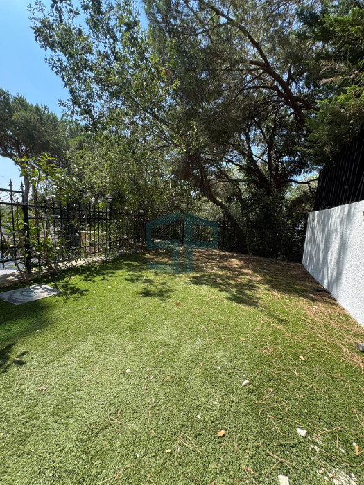 Spacious apartment with garden for rent in biyada