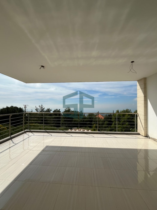 Exceptional brand new apartment in prime location in Cornet Chehwan