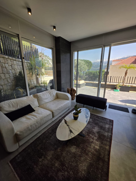 Fully Furnished Apartment for sale in Qennabet Baabdat