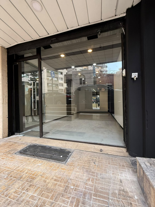 shop for rent in prime Ashrafieh
