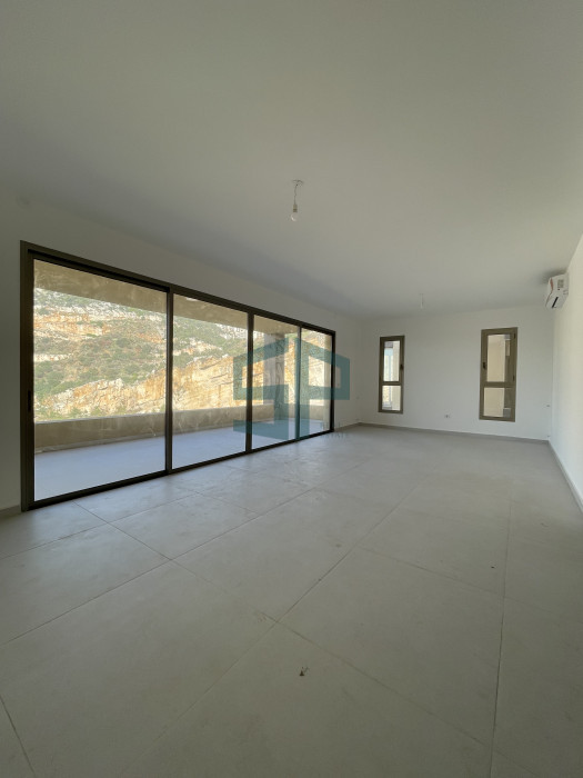  Simplex for sale in Antelias