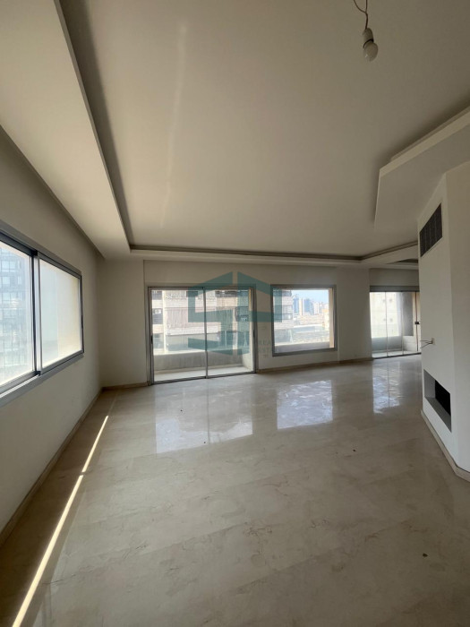 3 bedrooms apartment in Chiyah/Ain El Remmaneh