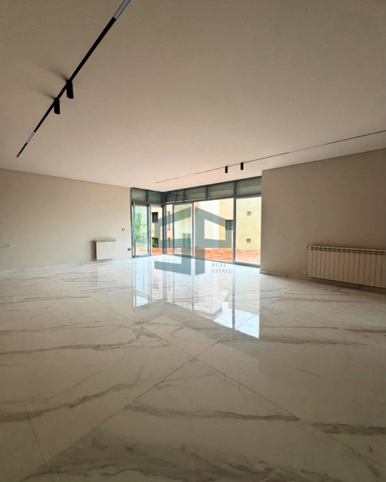 Spacious apartment fully decorated with terrace in rabweh
