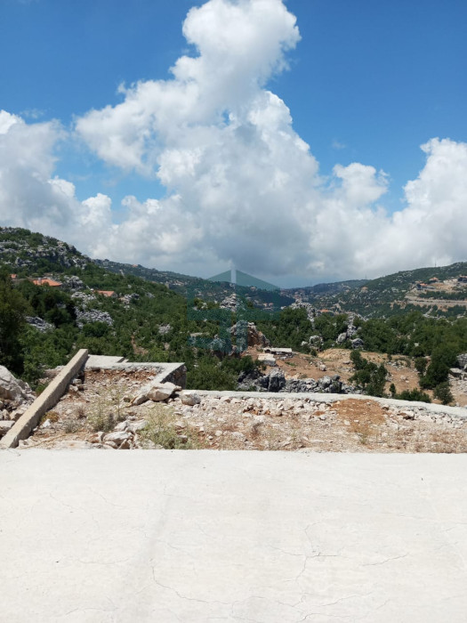 LAND FOR SALE IN FEITROUN